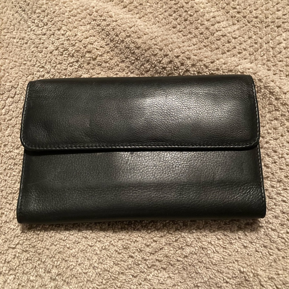 Wilson’s genuine leather wallet